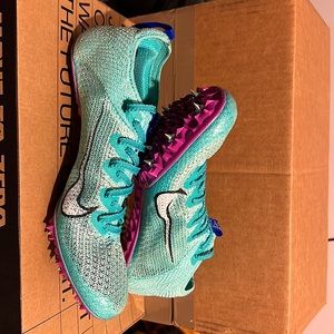 Nike Superfly Elite 2 track and field sprinting spikes